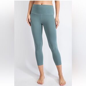264. Plus High Rise Legging In Green